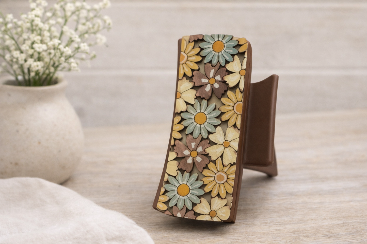 Vintage Floral 4 in Hair Claw Clip – Handcrafted Wooden Flower Hair Clip